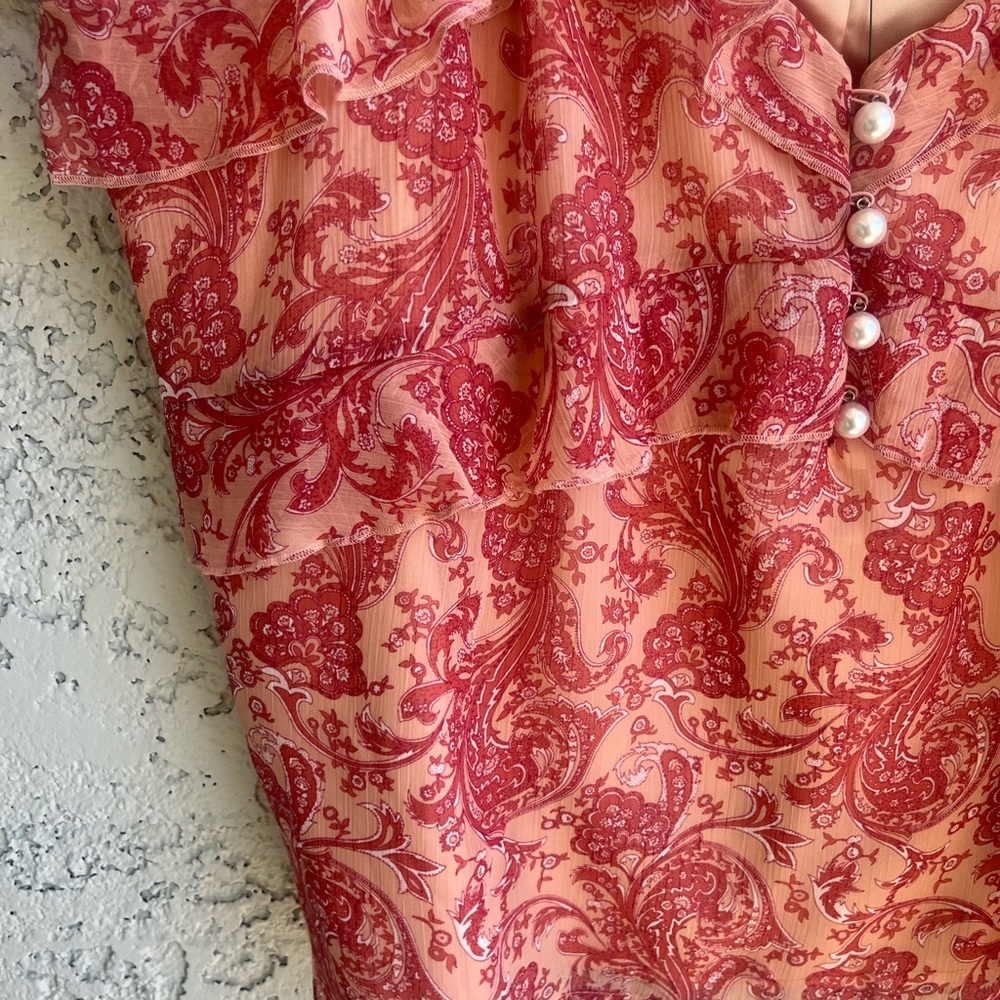 EXPRESS Adjustable Strap Pink Paisley Tank Top with Pearl Details NWT Women’s XL - Picture 7 of 12
